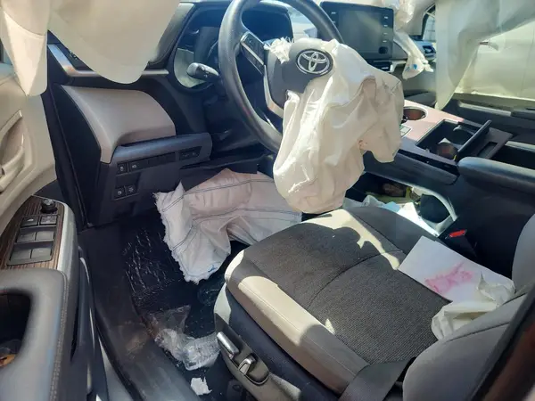 5TDKRKEC3MS028956 2021 TOYOTA SIENNA - Image 8