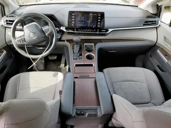 5TDKRKEC3MS045594 2021 TOYOTA SIENNA - Image 8