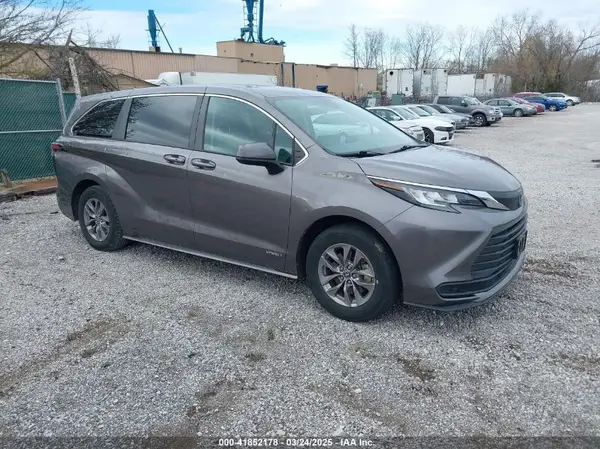 5TDKRKEC3MS045790 2021 TOYOTA SIENNA - Image 1