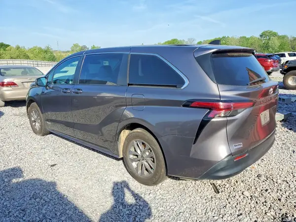 5TDKRKEC3MS046616 2021 TOYOTA SIENNA - Image 2