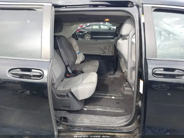 5TDKRKEC3MS047135 2021 TOYOTA SIENNA - Image 8