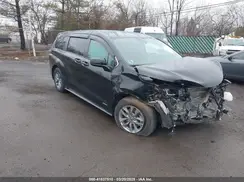 5TDKRKEC3MS048124 2021 TOYOTA SIENNA
