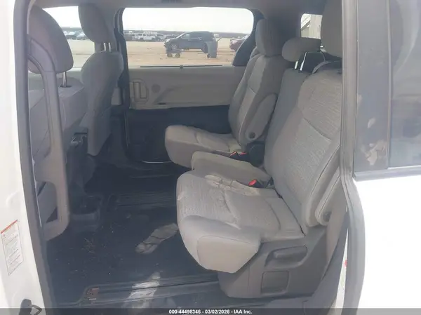 5TDKRKEC3MS057213 2021 TOYOTA SIENNA - Image 8