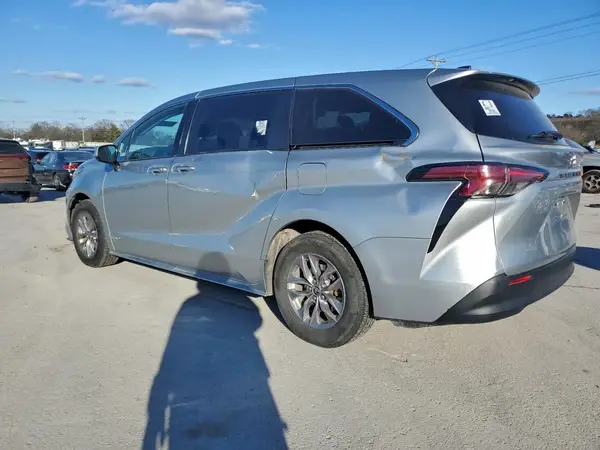 5TDKRKEC3MS063982 2021 TOYOTA SIENNA - Image 2