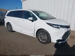 5TDKRKEC3MS065196 2021 TOYOTA SIENNA