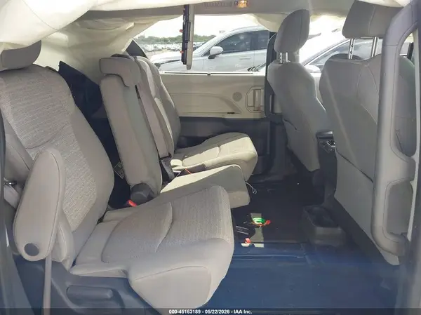 5TDKRKEC3NS078855 2022 TOYOTA SIENNA - Image 8