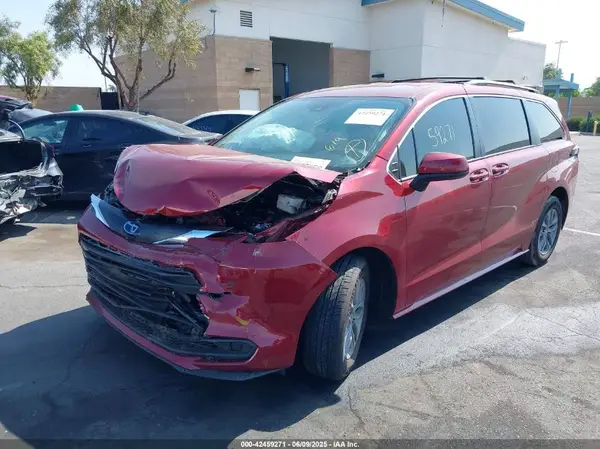 5TDKRKEC3NS109148 2022 TOYOTA SIENNA - Image 2