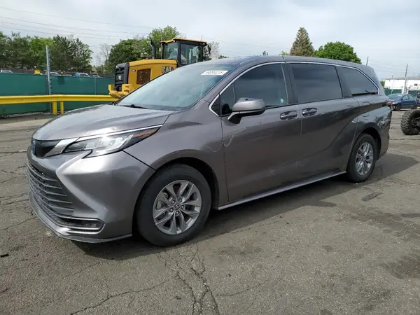 5TDKRKEC3NS110932 2022 TOYOTA SIENNA - Image 1