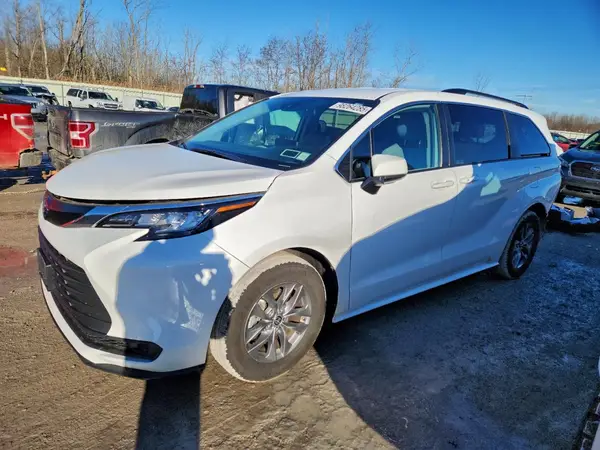 5TDKRKEC3NS118934 2022 TOYOTA SIENNA - Image 1