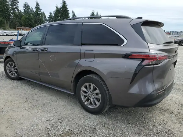 5TDKRKEC3NS120344 2022 TOYOTA SIENNA - Image 2