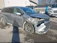 5TDKRKEC3NS122496 2022 TOYOTA SIENNA