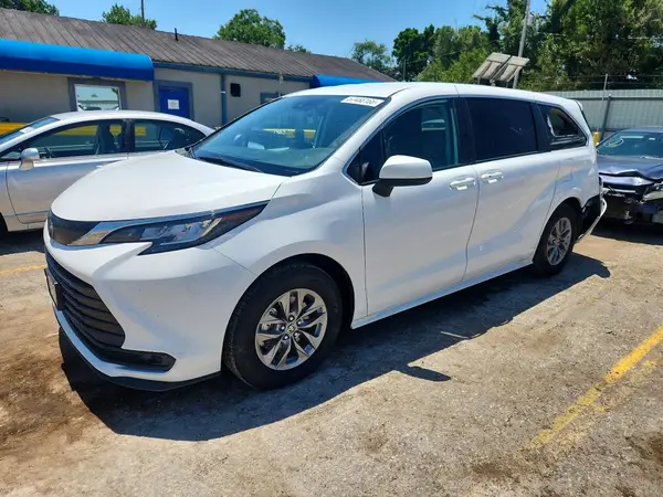 5TDKRKEC3NS128055 2022 TOYOTA SIENNA - Image 1