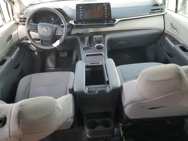 5TDKRKEC3RS187239 2024 TOYOTA SIENNA - Image 8