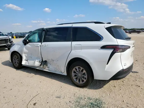 5TDKRKEC3SS232203 2025 TOYOTA SIENNA - Image 2