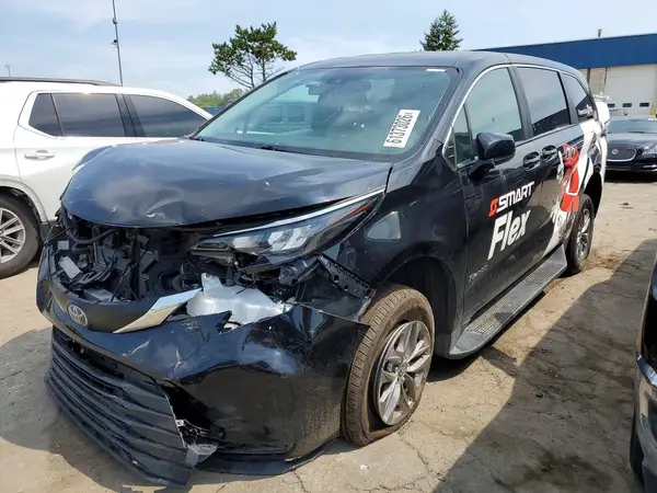 5TDKRKEC3SS242682 2025 TOYOTA SIENNA - Image 1
