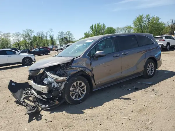 5TDKRKEC4MS011762 2021 TOYOTA SIENNA - Image 1