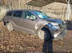 5TDKRKEC4MS023331 2021 TOYOTA SIENNA