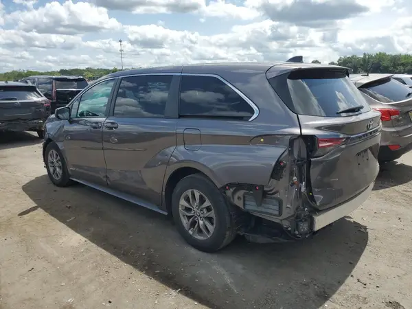 5TDKRKEC4MS026441 2021 TOYOTA SIENNA - Image 2