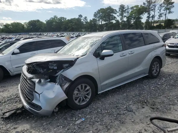 5TDKRKEC4MS028772 2021 TOYOTA SIENNA - Image 1