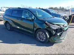 5TDKRKEC4MS030425 2021 TOYOTA SIENNA