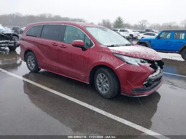 5TDKRKEC4MS042509 2021 TOYOTA SIENNA - Image 1