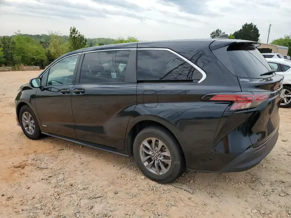 5TDKRKEC4MS047256 2021 TOYOTA SIENNA - Image 2
