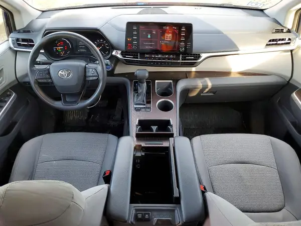 5TDKRKEC4NS075060 2022 TOYOTA SIENNA - Image 8