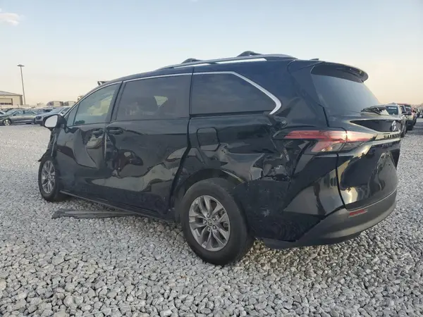5TDKRKEC4NS078962 2022 TOYOTA SIENNA - Image 2