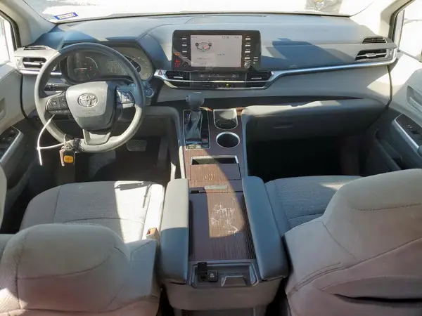 5TDKRKEC4NS110857 2022 TOYOTA SIENNA - Image 8