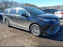 5TDKRKEC4PS158877 2023 TOYOTA SIENNA