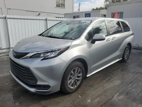 5TDKRKEC4PS168888 2023 TOYOTA SIENNA - Image 1