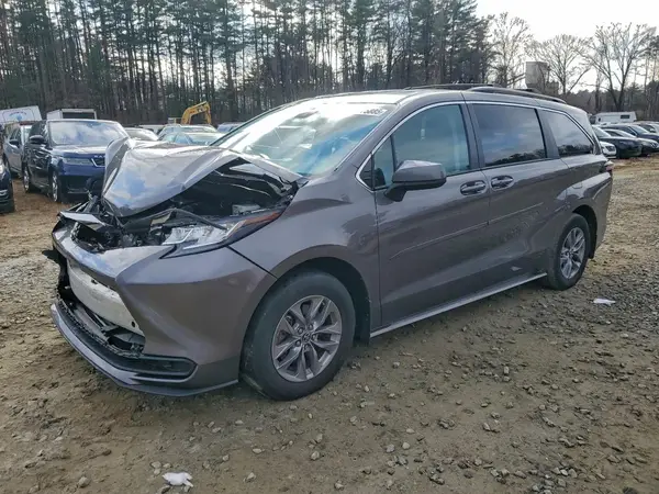5TDKRKEC4PS174979 2023 TOYOTA SIENNA - Image 1
