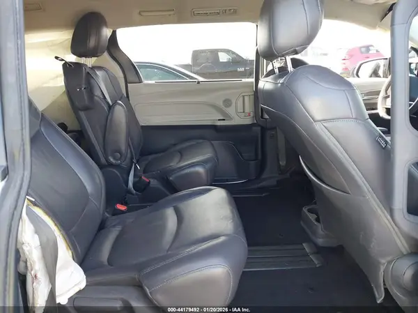 5TDKRKEC5MS014668 2021 TOYOTA SIENNA - Image 8