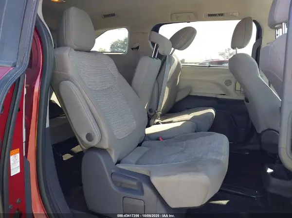 5TDKRKEC5MS016128 2021 TOYOTA SIENNA - Image 8