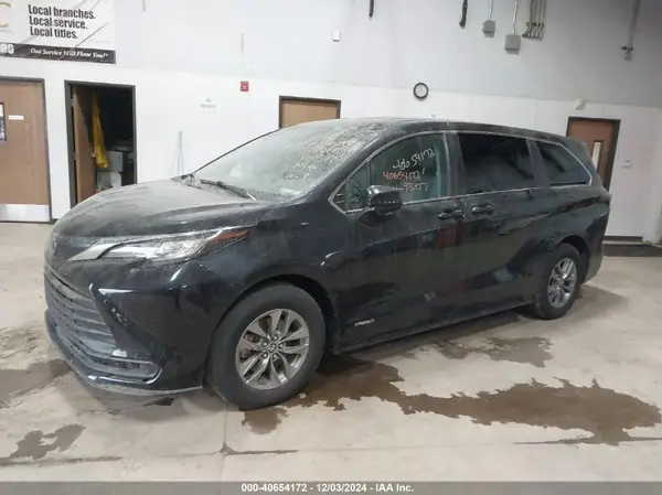 5TDKRKEC5MS049307 2021 TOYOTA SIENNA - Image 2