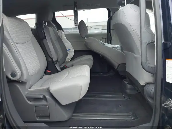 5TDKRKEC5MS056189 2021 TOYOTA SIENNA - Image 8