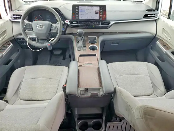 5TDKRKEC5NS079733 2022 TOYOTA SIENNA - Image 8