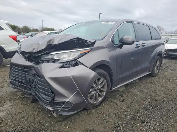 5TDKRKEC5NS081157 2022 TOYOTA SIENNA - Image 1