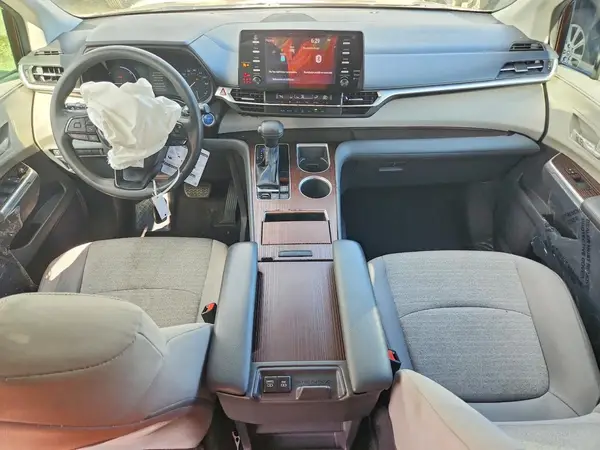 5TDKRKEC5NS094619 2022 TOYOTA SIENNA - Image 8