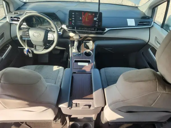 5TDKRKEC5NS116828 2022 TOYOTA SIENNA - Image 8