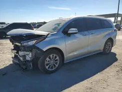 5TDKRKEC5NS135587 2022 TOYOTA SIENNA