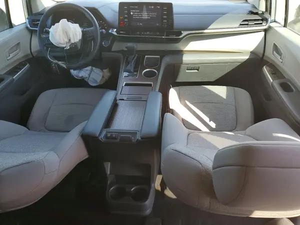 5TDKRKEC5NS135587 2022 TOYOTA SIENNA - Image 8