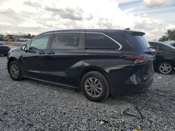 5TDKRKEC5PS163702 2023 TOYOTA SIENNA - Image 2