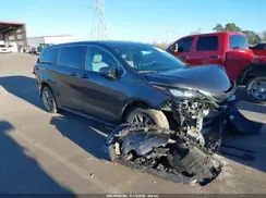 5TDKRKEC5SS225530 2025 TOYOTA SIENNA