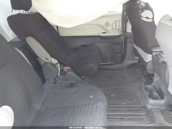 5TDKRKEC6MS018034 2021 TOYOTA SIENNA - Image 8