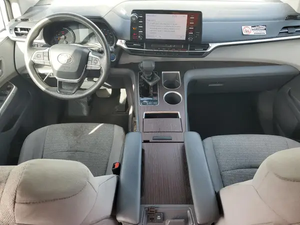 5TDKRKEC6MS043743 2021 TOYOTA SIENNA - Image 8