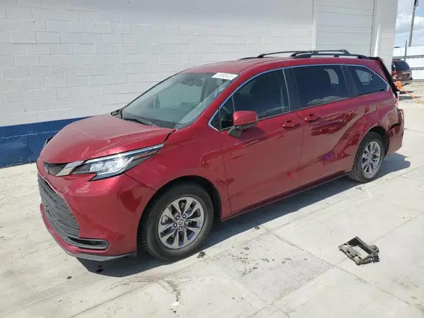 5TDKRKEC6NS107295 2022 TOYOTA SIENNA - Image 1