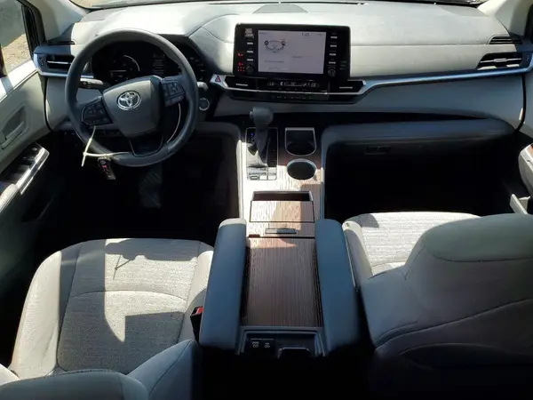 5TDKRKEC6PS146116 2023 TOYOTA SIENNA - Image 8