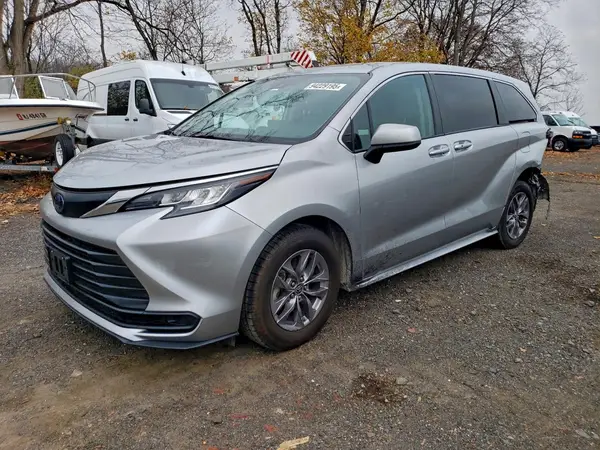 5TDKRKEC6PS166477 2023 TOYOTA SIENNA - Image 1