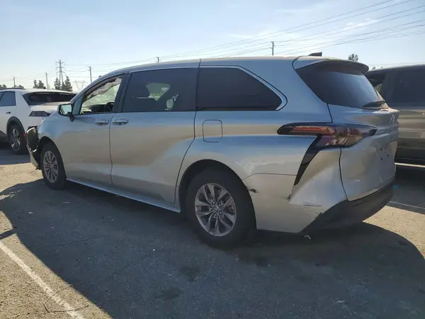 5TDKRKEC6RS188790 2024 TOYOTA SIENNA - Image 2